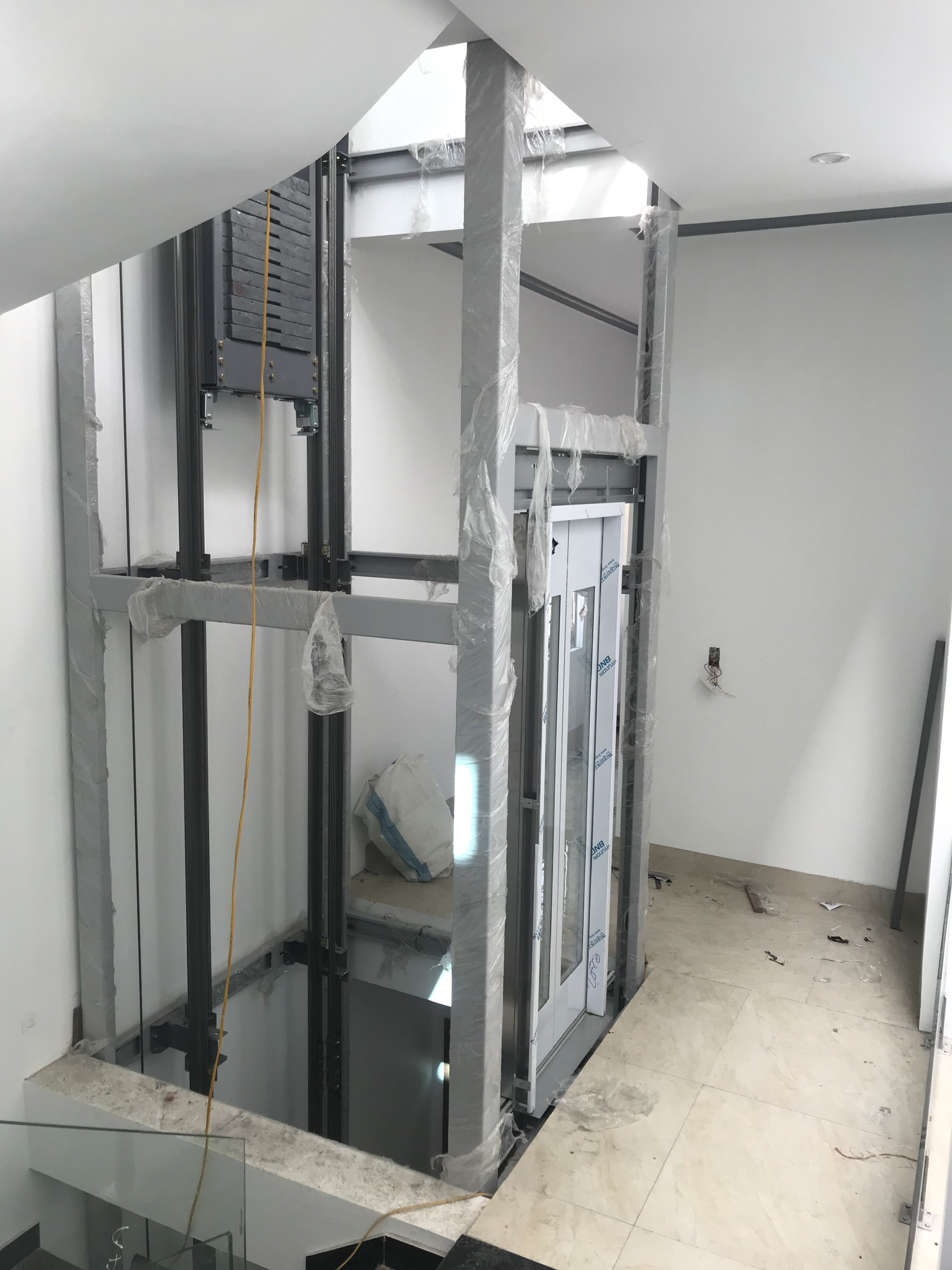 Thang Máy Gia Đình Có Cần Hố PIT Không?