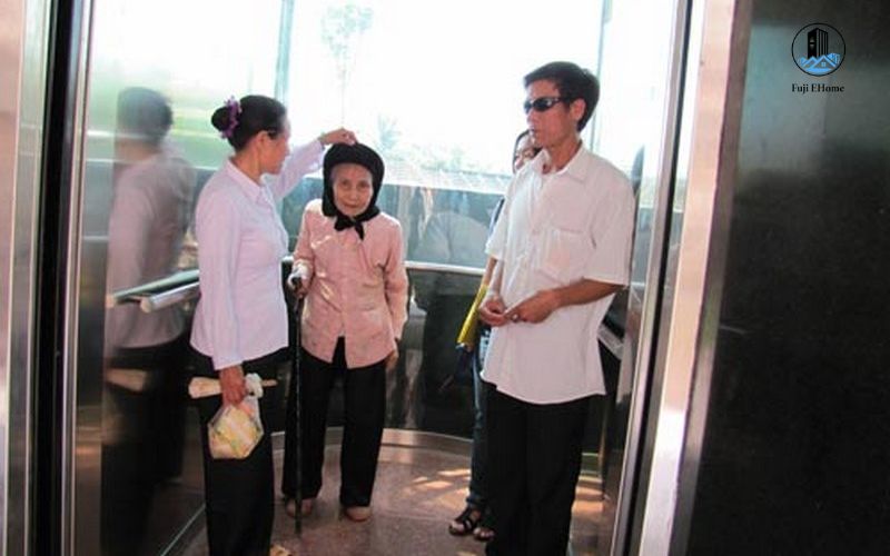 Nhà có người lớn tuổi, người bệnh, trẻ nhỏ